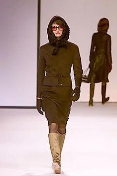 Look 10